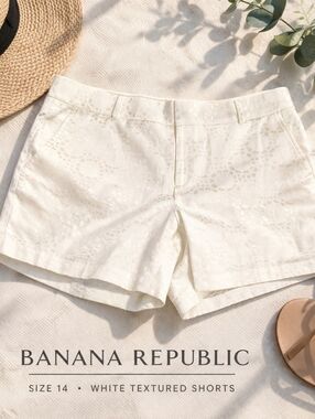 Banana Republic White Textured Shorts Size 14 Summer Resort Chic